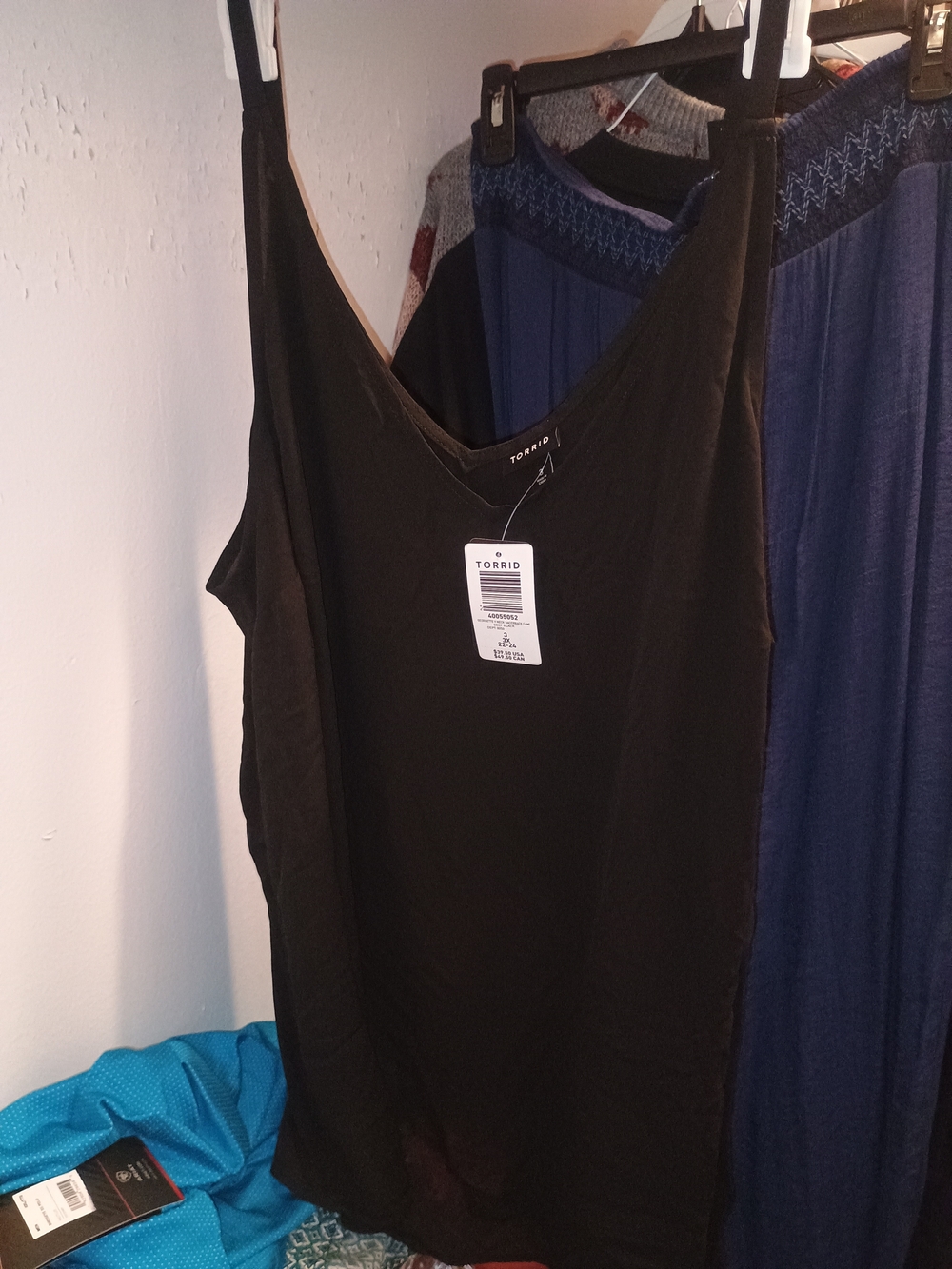torrid Black V-Neck Camisole Tank